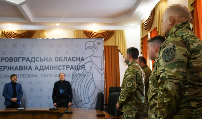 Сьогодні мав за честь вручити обласні відзнаки «За мужність і відвагу» бійцям підрозділу «Стугна» Спецпідрозділу «Тимура» ГУР МО України
