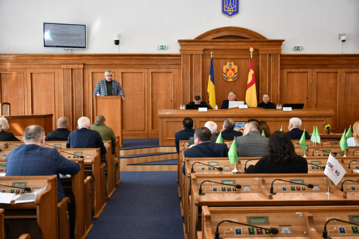 Підсумки 30-ї сесії облради: «Школа супергероїв», порятунок «Дніпро-Кіровоград» та нові стипендії для атлетів
