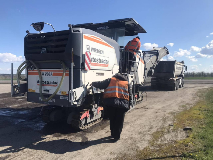 Кіровоградщина відновлює дороги: понад 850 тисяч кв. м покриття вже відремонтовано