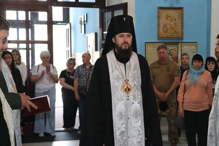 У Кропивницькому до Дня Героїв відбувся молебень за українських захисників