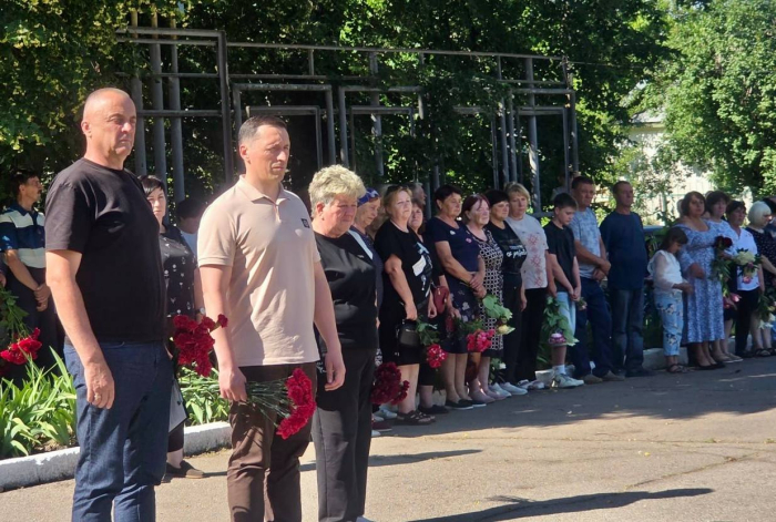 На Алеї Слави в Куцеволівці Онуфріївської громади відкрили пам’ятну світлину Героя Олексія Сапіги.
