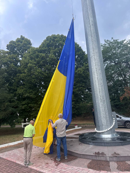 Символ нашої незламності повернувся на Фортечні Вали