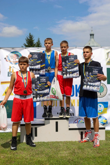 Юні боксери Кіровоградщини здобули нагороди міжнародного турніру