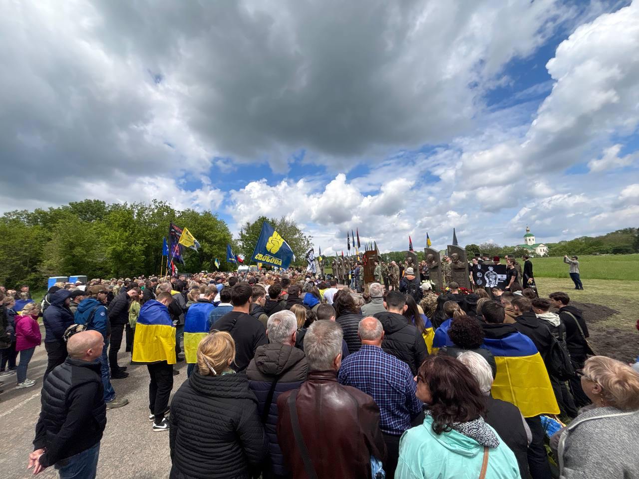 30 - ті ювілейні вшанування Героїв Холодного Яру відбулися нa Кіpовогpaдщині в уpочищі "Чоpний Воpон" та на Чигиринщині - фото 5