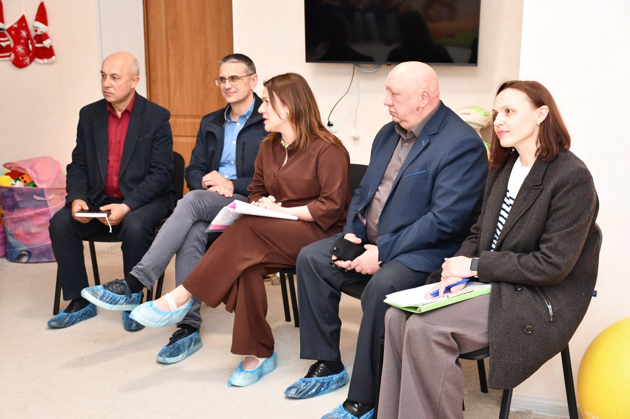 Інформаційна безбар'єрність в дії: у центрі матері та дитини говорили про соціальну підтримку з боку держави - фото 3
