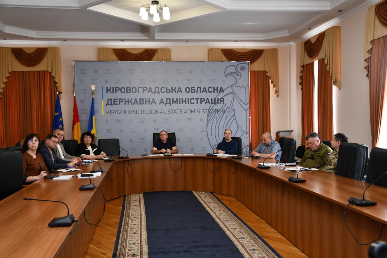 В Кіровоградській ОВА обговорили діяльність центрів підготовки громадян до нацспротиву - фото 1