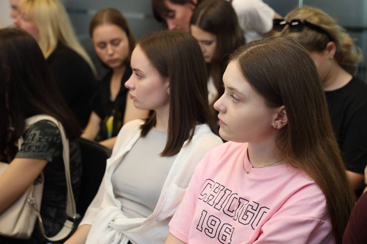 Безпека через участь дівчат: на Кіровоградщині продовжується реалізація проєкту "Покоління 1325" - фото 4