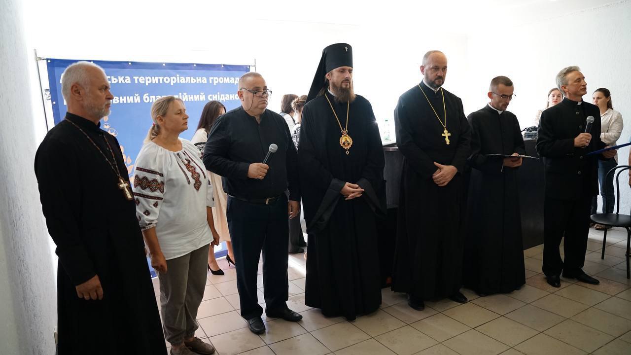 В Аджамській громаді відбувся Молитовний благодійний сніданок - фото 6