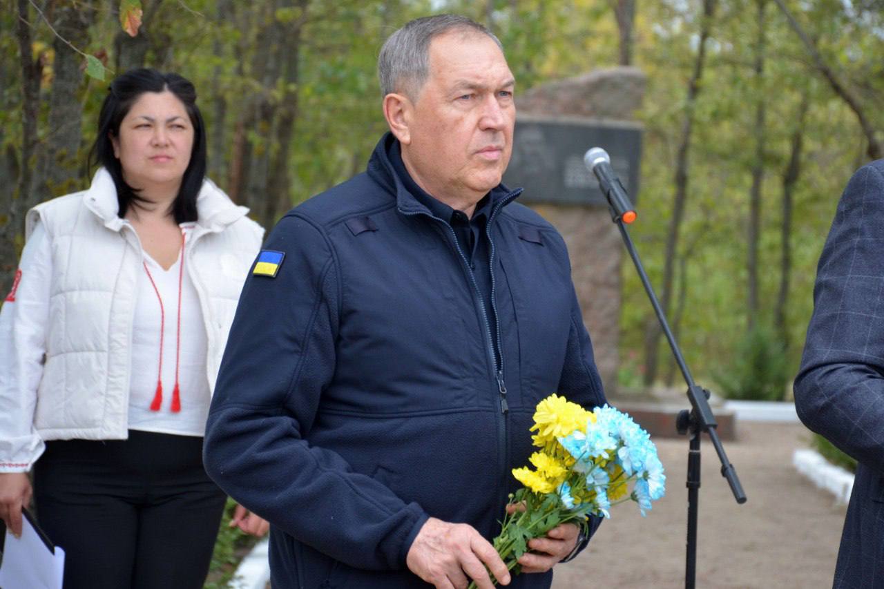 Добігає до завершення 55 - й Всеукраїнський фестиваль театрального мистецтва "Вересневі самоцвіти" - фото 1