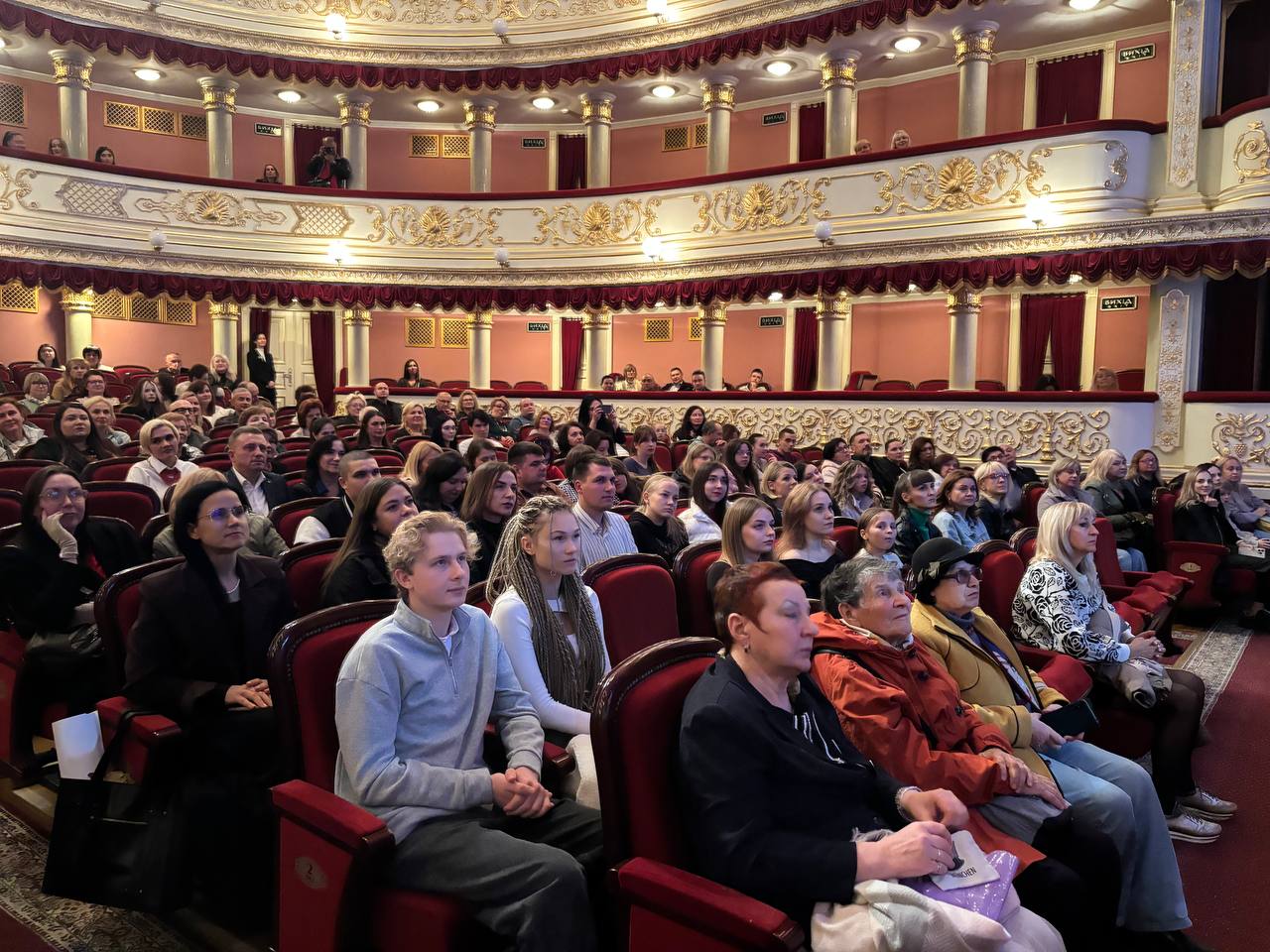 55 - й Всеукраїнський театральний фестиваль "Вересневі самоцвіти" завершився на Кіровоградщині - фото 2