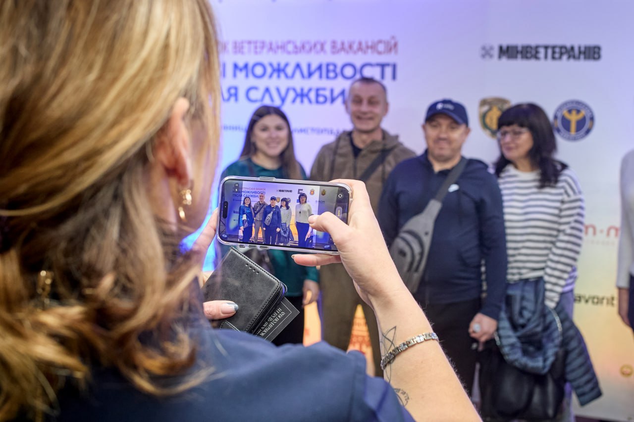 Понад 500 вакансій для ветеранів представили на ярмарку в Кропивницькому - фото 3