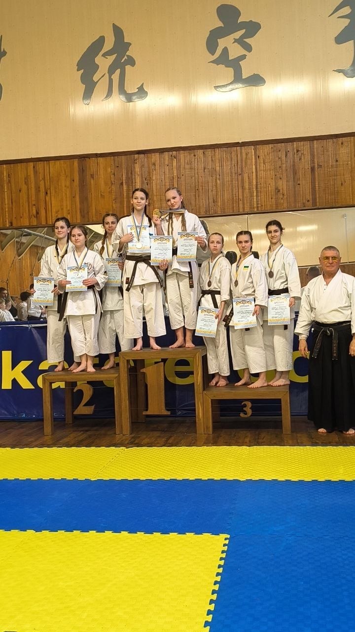 Кропивницькі каратисти вибороли 11 медалей на чемпіонаті України - фото 3