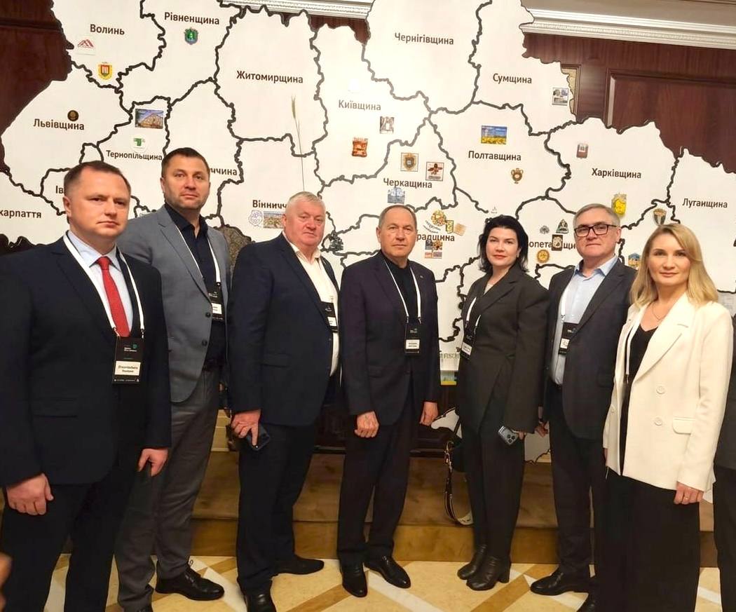 Разом із представниками громад Кіровоградщини взяв участь у другому Міжнародному форумі згуртованості. - фото 8