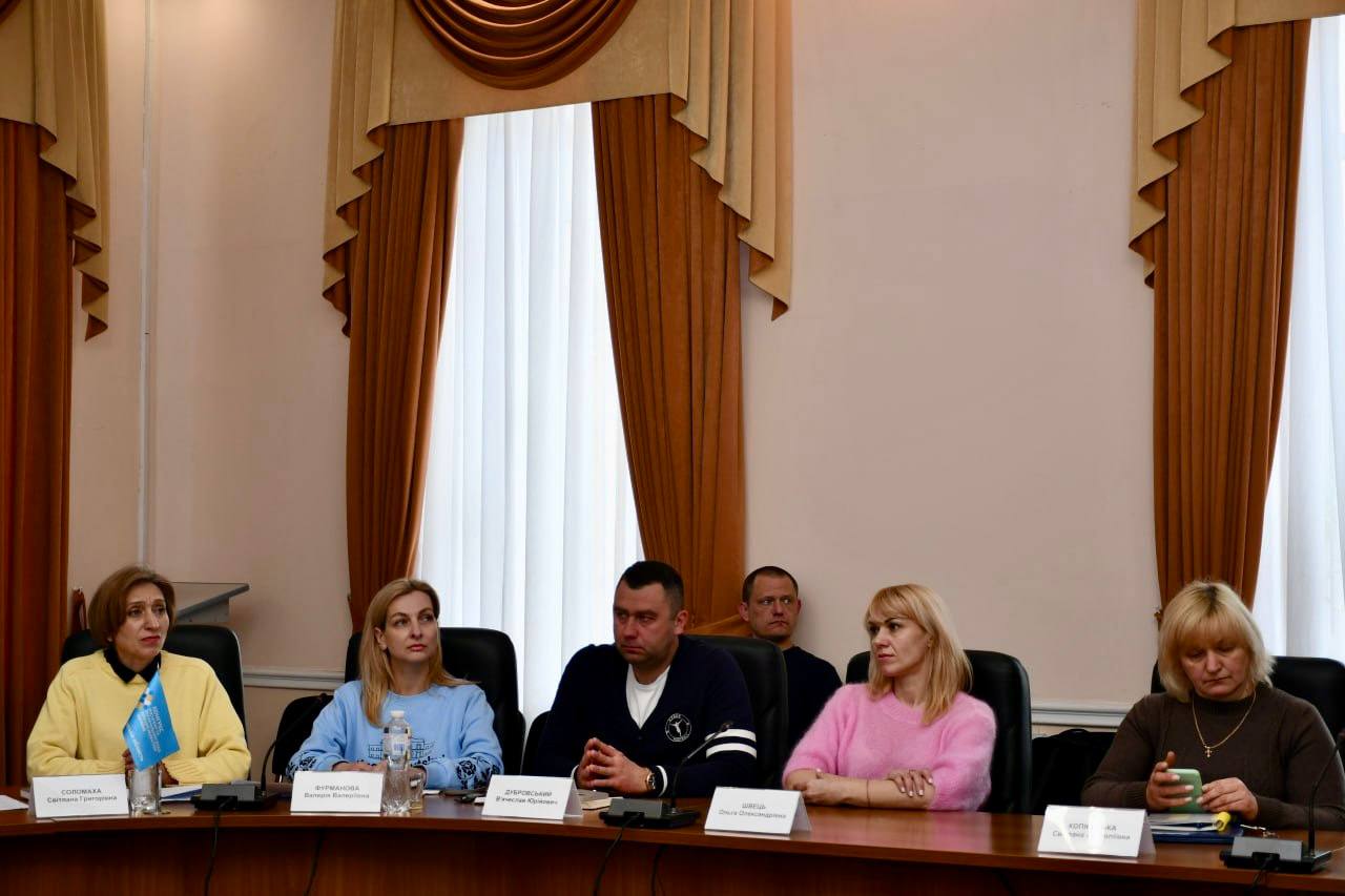 "Дроблення бізнесу" та податкові ризики: у Кропивницькому відбувся черговий "Діалог влади та бізнесу" - фото 3