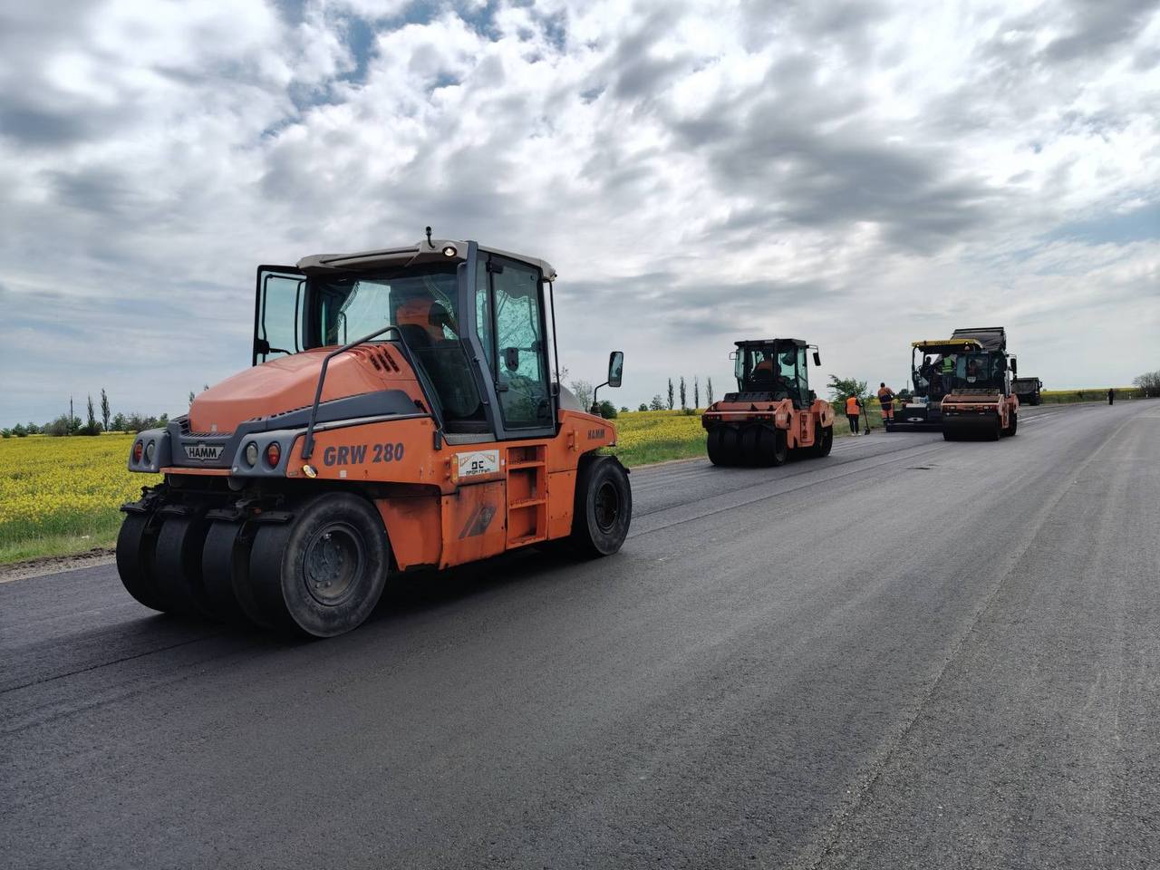 Майже мільйон квадратних метрів доріг відновили на Кіровоградщині - фото 1