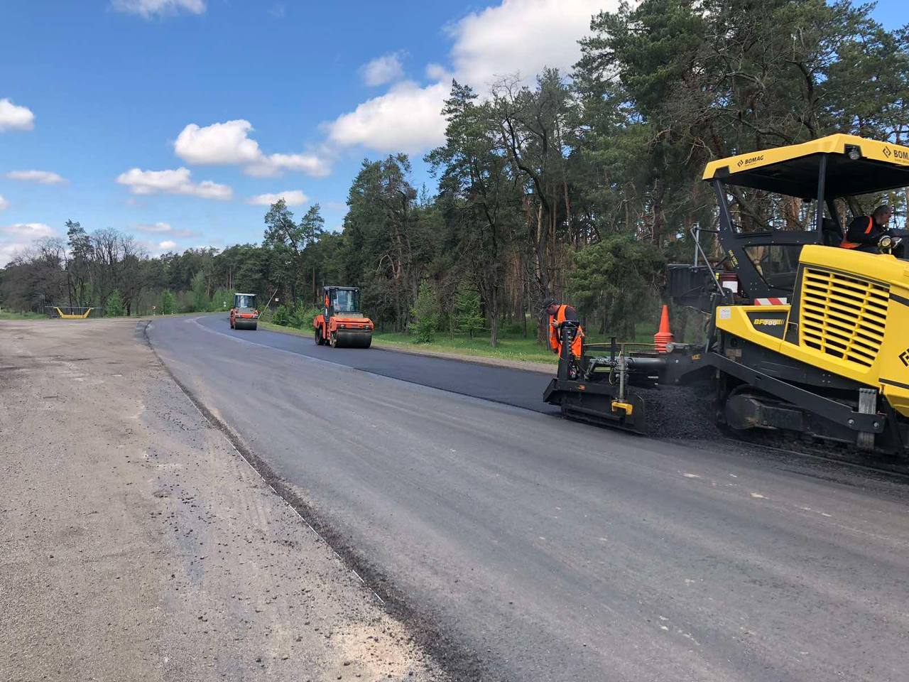Майже мільйон квадратних метрів доріг відновили на Кіровоградщині - фото 2