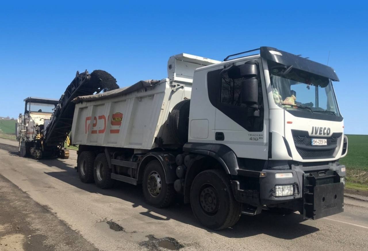 Майже мільйон квадратних метрів доріг відновили на Кіровоградщині - фото 3