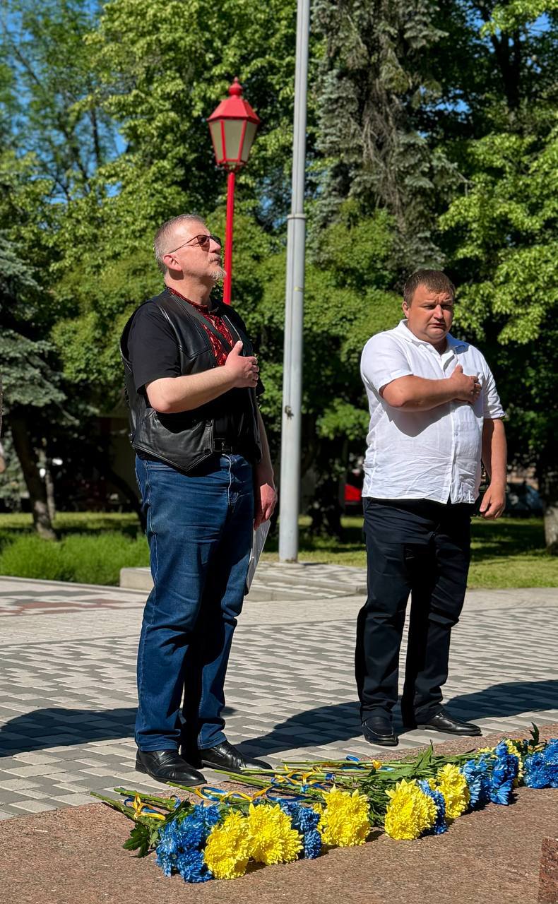 🕯Сьогодні 165 - та річниця з дня перепоховання Кобзаря на Чернечій горі - фото 4