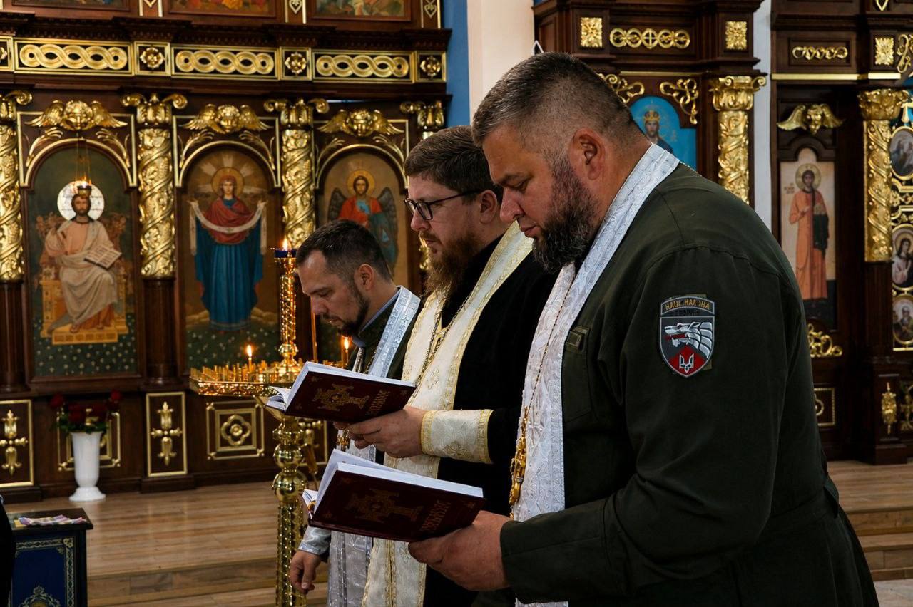 У Кропивницькому до Дня Героїв відбувся молебень за українських захисників - фото 2