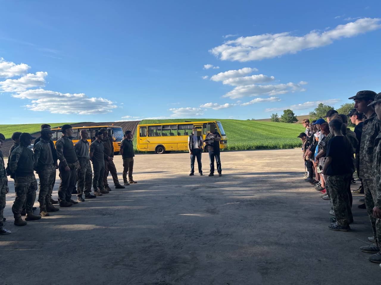 На Кіровоградщині провели військово - патріотичний вишкіл "Козаки Вовгура" - фото 9