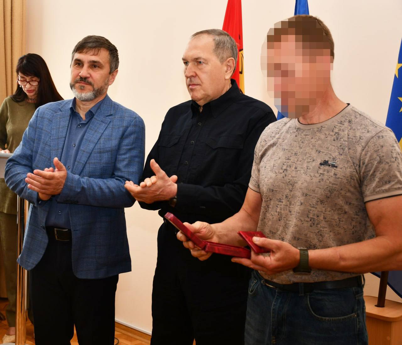 У День Сил спеціальних операцій начальник Кіровоградської ОВА Андрій Райкович вручив обласні відзнаки "За мужність і відвагу" землякам - фото 3