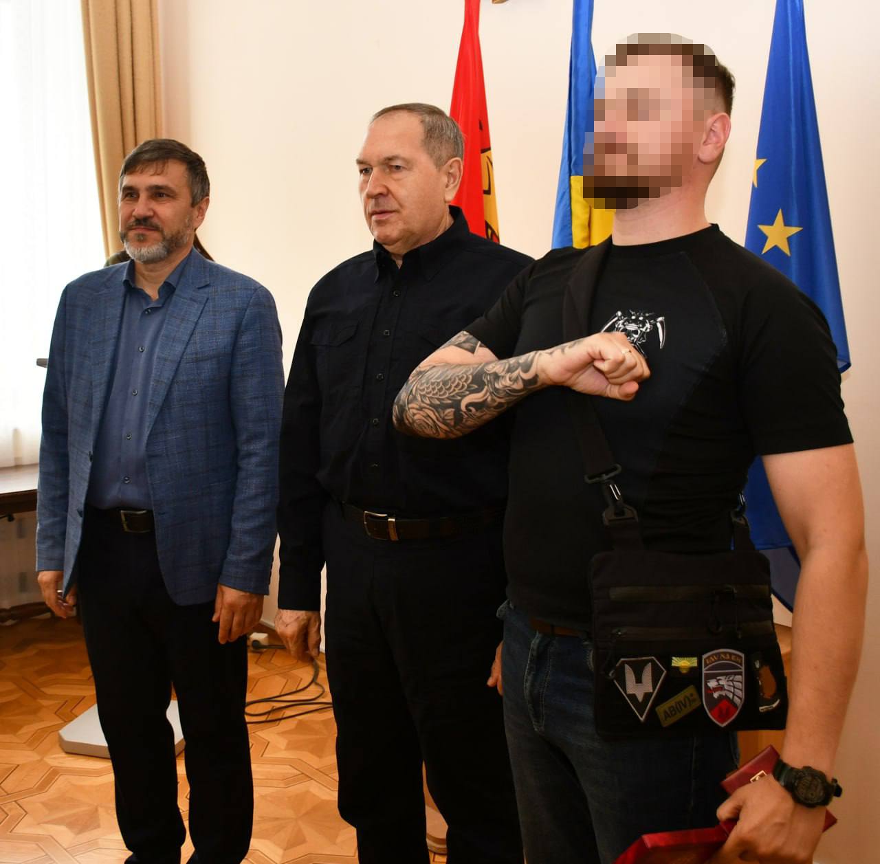 У День Сил спеціальних операцій начальник Кіровоградської ОВА Андрій Райкович вручив обласні відзнаки "За мужність і відвагу" землякам - фото 4