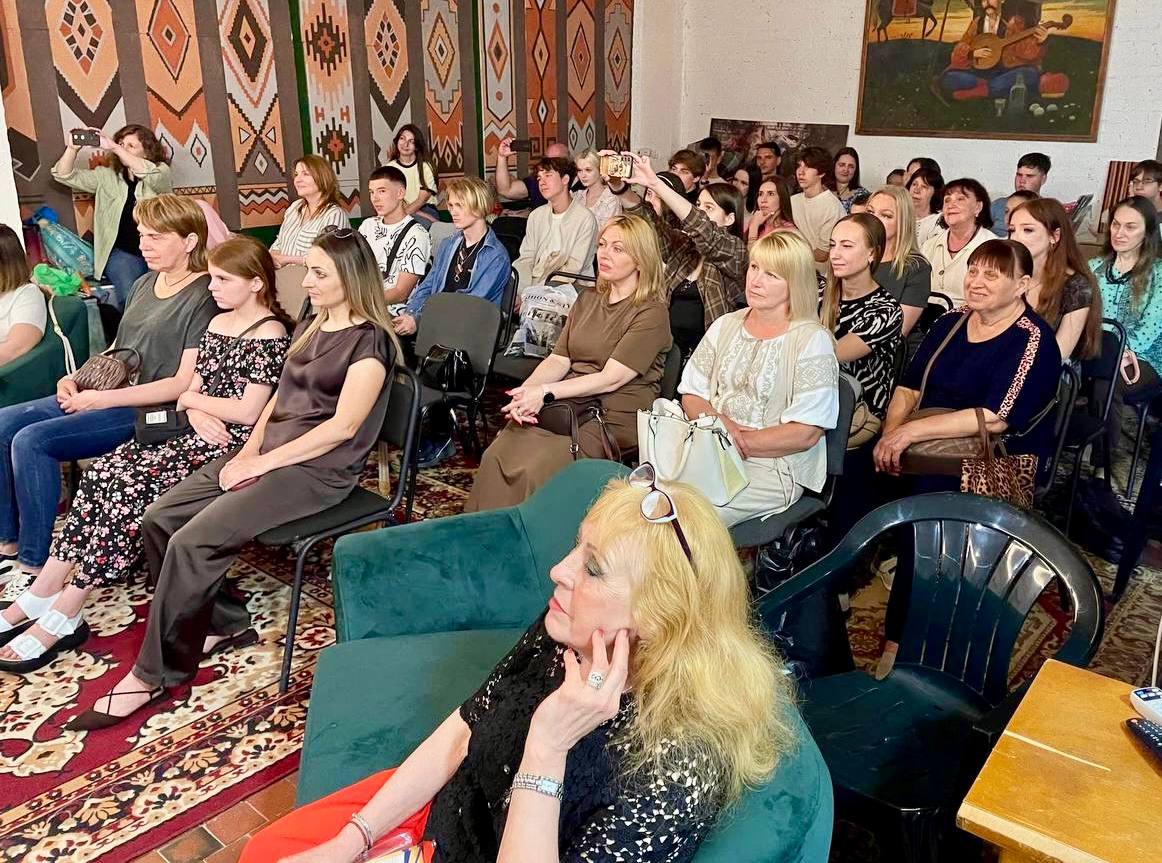 У Кропивницькому визначили переможців фестивалю - конкурсу шкільних театрів "РАМПА" - фото 3