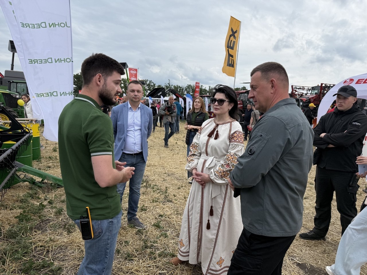 Відбувся Міжнародний день поля "АГРО КІРОВОГРАДЩИНА": презентували сучасні технології та відзначили представників галузі - фото 5