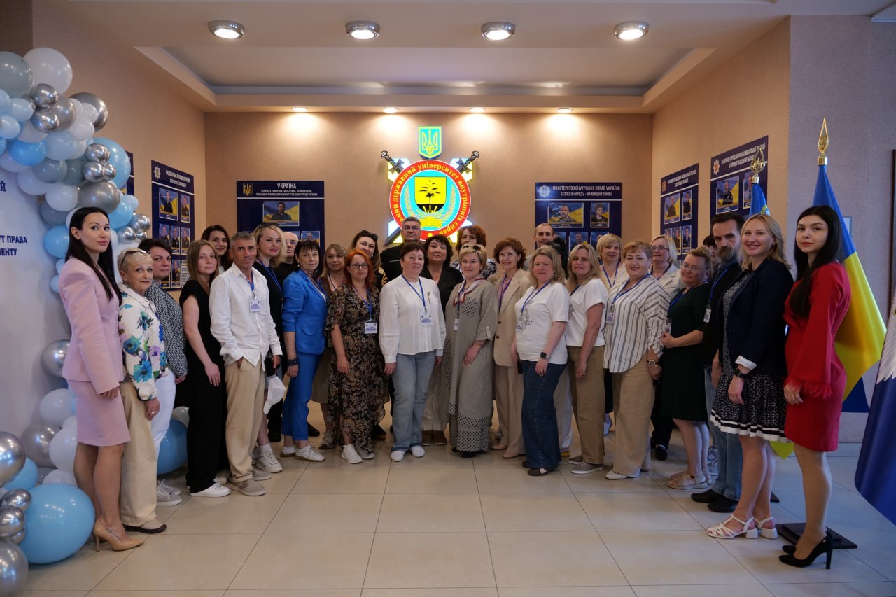 Педагоги Кіровоградщини навчалися запобігати корупційним ризикам та безпечно використовувати штучний інтелект - фото 7