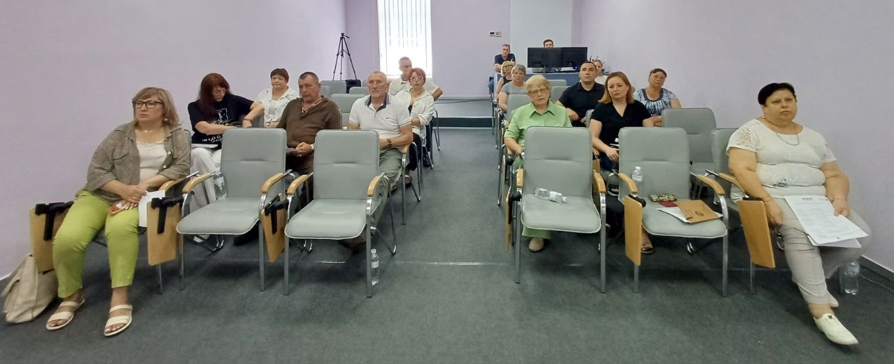 Електронний квиток, тимчасове житло та соцпослуги: у Кропивницькому обговорили підтримку ветеранів та їхніх родин - фото 3