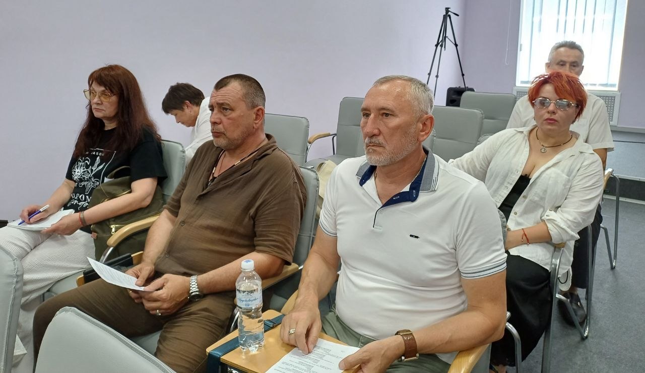 Електронний квиток, тимчасове житло та соцпослуги: у Кропивницькому обговорили підтримку ветеранів та їхніх родин - фото 4