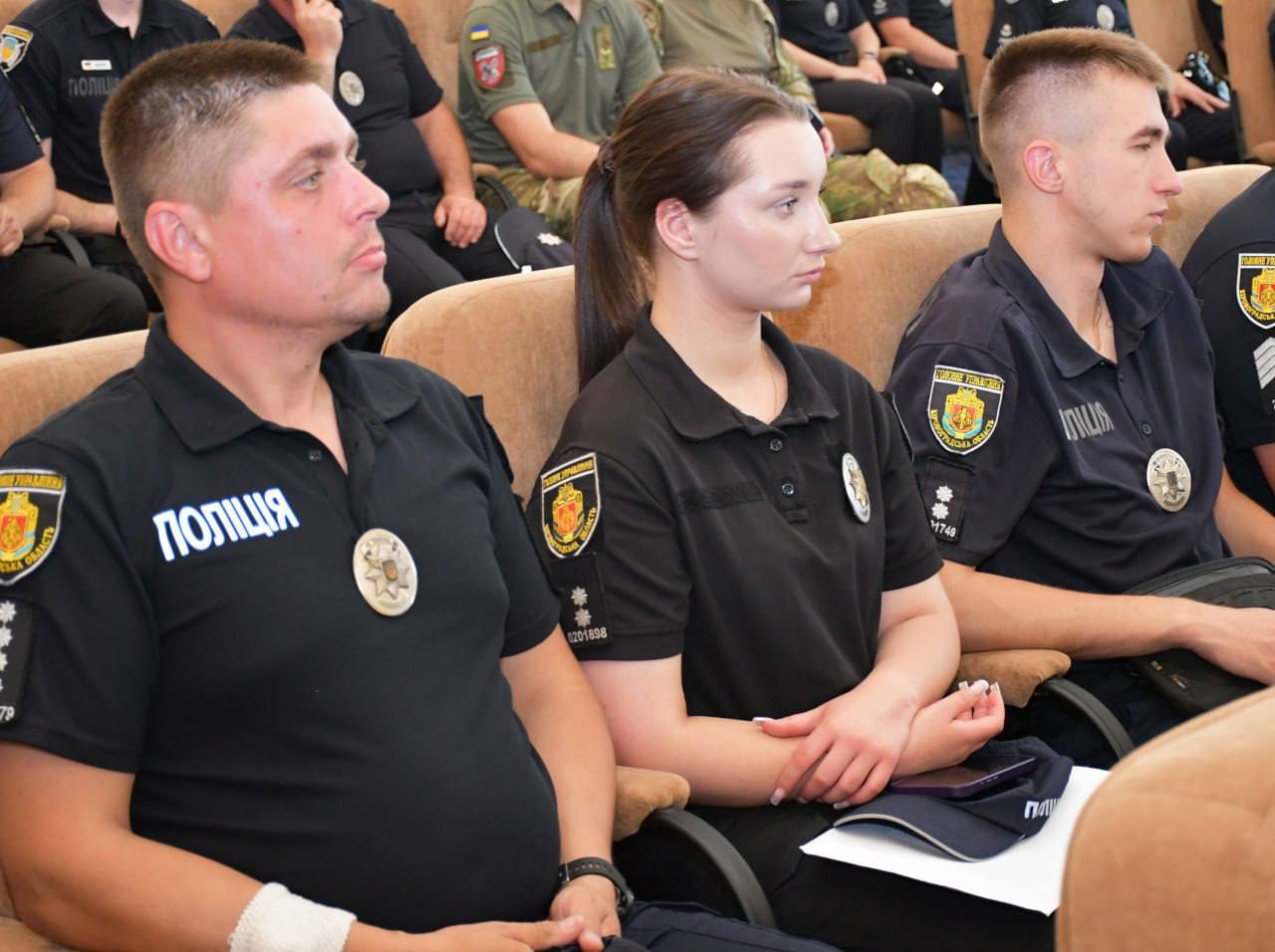 Напередодні Дня Національної поліції України на Кіровоградщині відзначили правоохоронців - фото 1