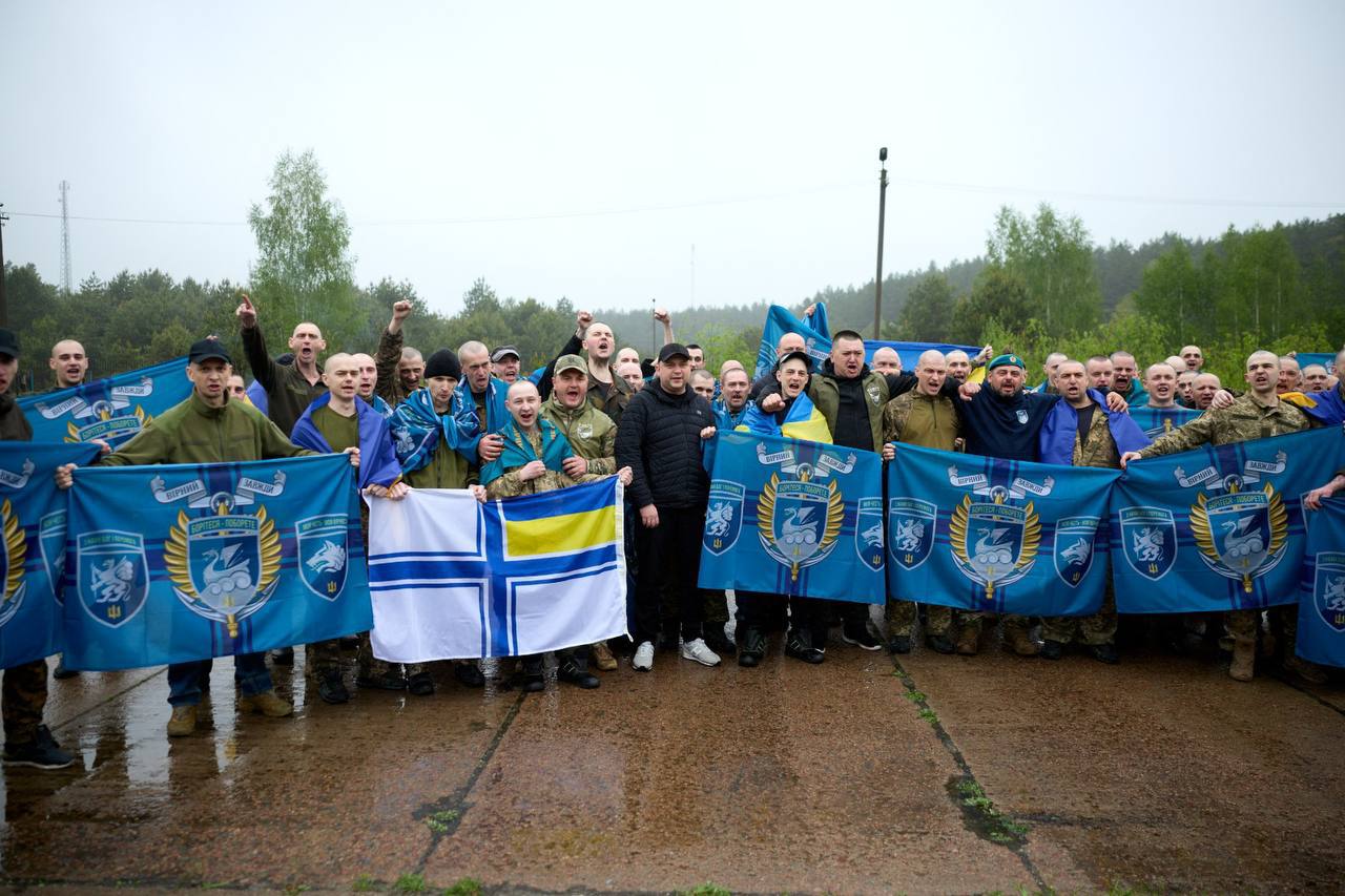 Сьогодні маємо довгоочікувану звістку. Під час останнього обміну полоненими додому повернули 9 наших земляків